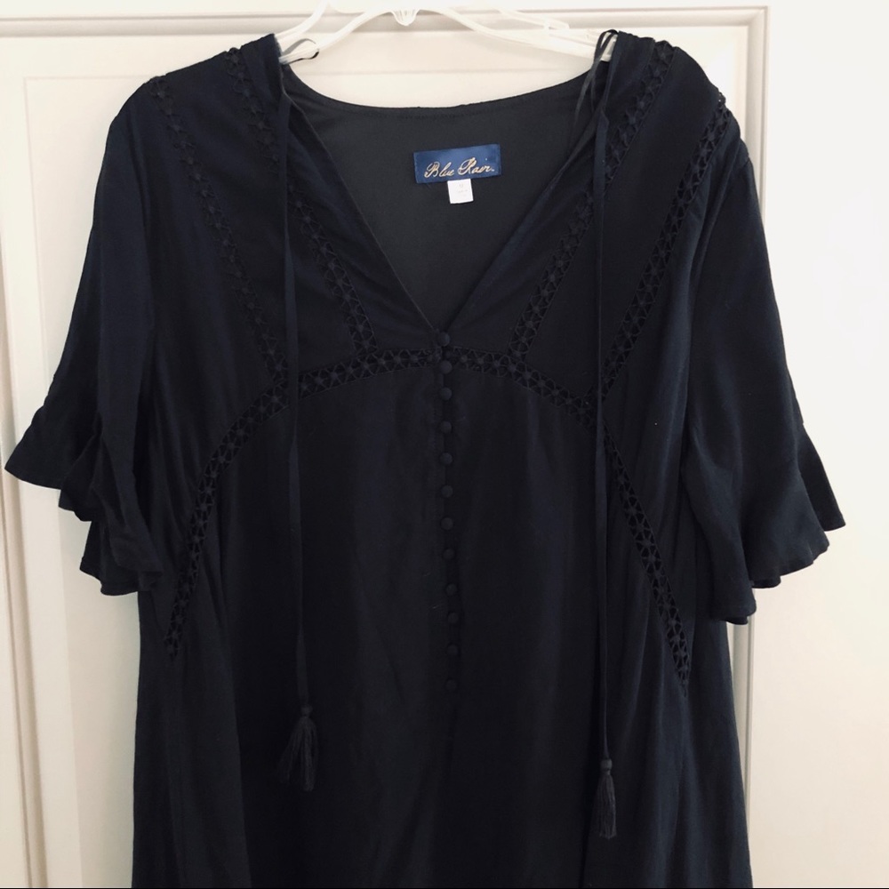 Black ruffle dress with buttons